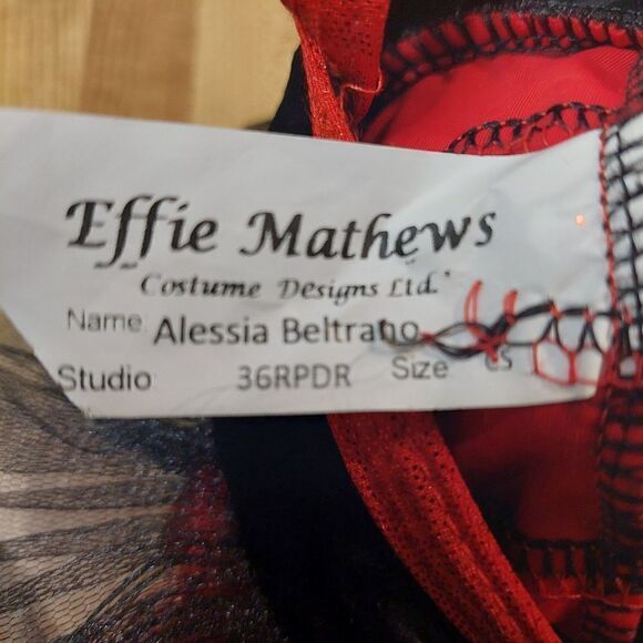 Kids Girls Cute Little Red & Black Ballerina Costume - Picture 9 of 9